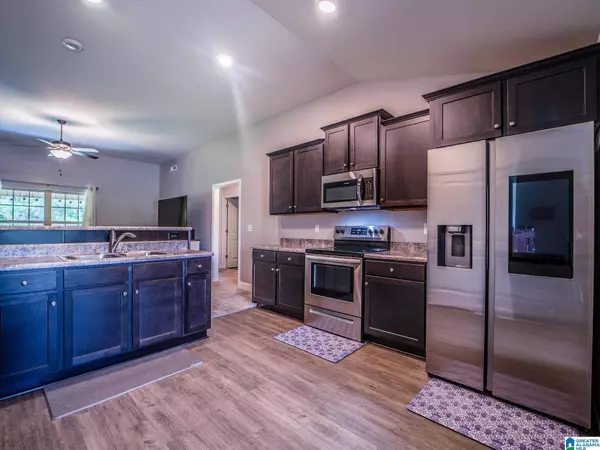 241 WATERFORD LAKE DRIVE, Calera, AL 35040