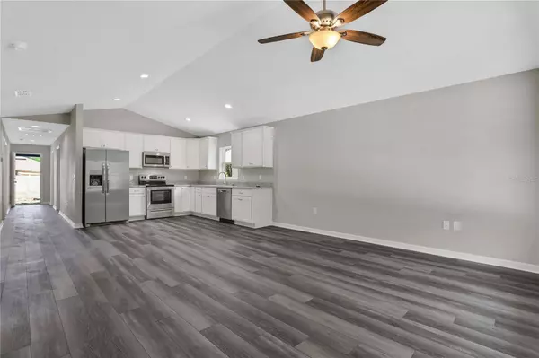 117 WOODLAND DR, Winter Haven, FL 33881