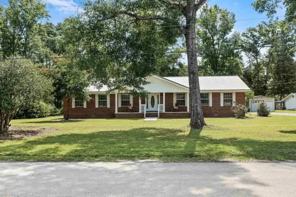 10966 NW Melinda Drive, Bristol, FL 32321