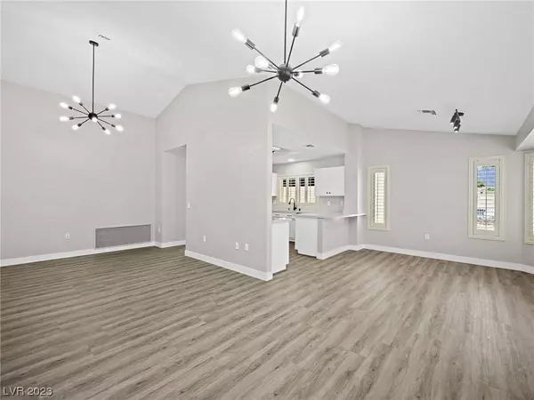 8504 Spyrun Drive, Las Vegas, NV 89134