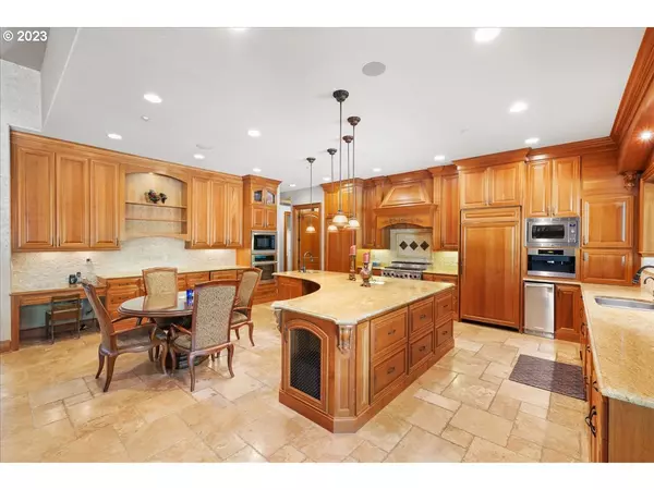 24645 SW 65TH AVE, Tualatin, OR 97062