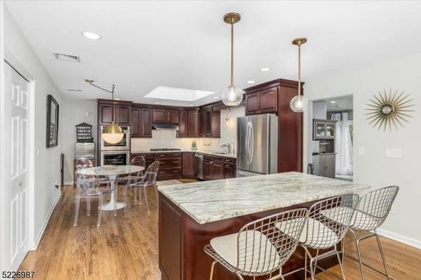 12 Dogwood Cir, Montville Twp., NJ 07058