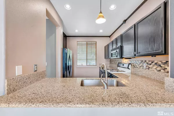 9755 Autumn Leaf Way, Reno, NV 89506-5522