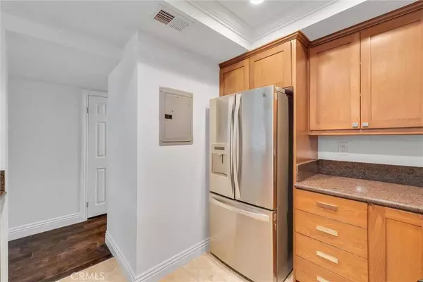 809 N Spurgeon ST #12, Santa Ana, CA 92701