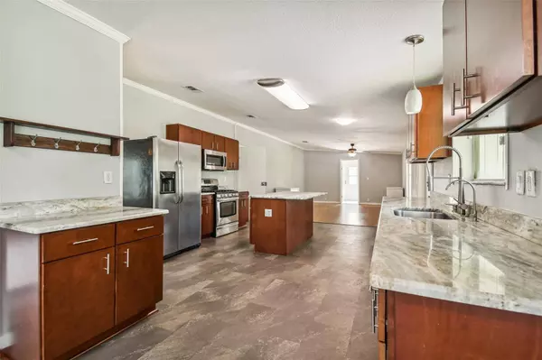 11908 RHODINE RD, Riverview, FL 33579