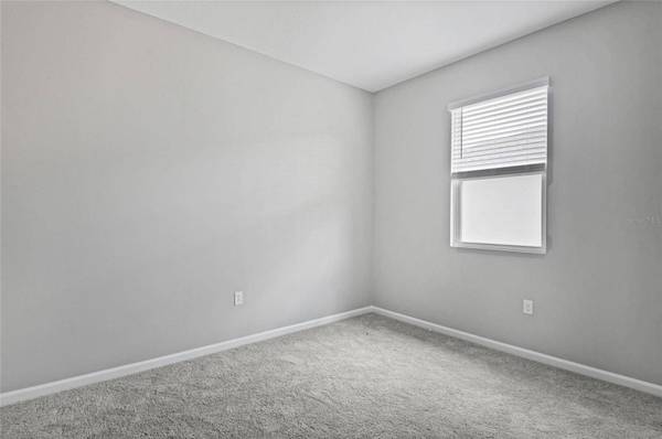 225 HILLTOP BLOOM LOOP, Haines City, FL 33844