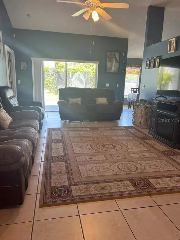 5133 39TH ST W, Bradenton, FL 34210