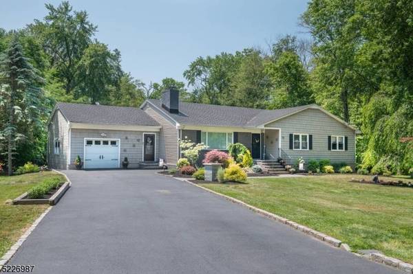 12 Dogwood Cir, Montville Twp., NJ 07058