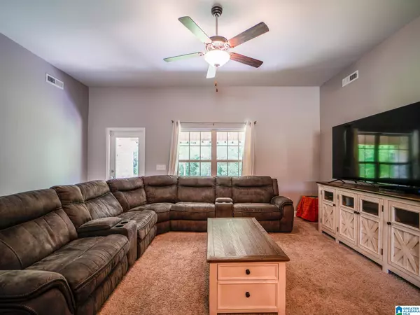 241 WATERFORD LAKE DRIVE, Calera, AL 35040