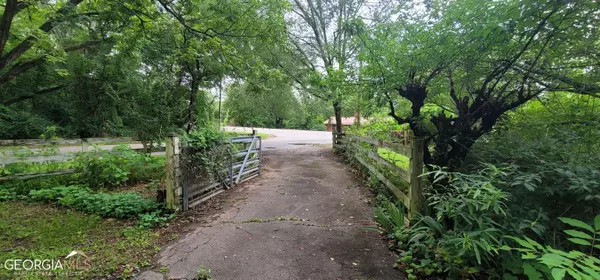2125 Jackson RD, Griffin, GA 30223