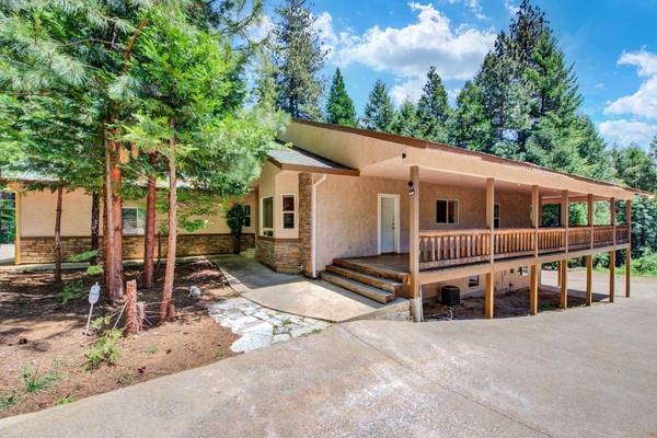 3256 York CT, Pollock Pines, CA 95726