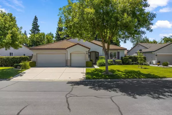 9408 Century Oaks LN, Elk Grove, CA 95758
