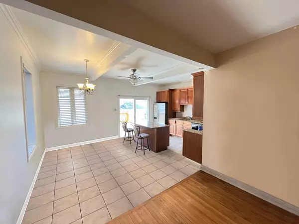 1620 N Hamlin N Avenue, Chicago, IL 60647