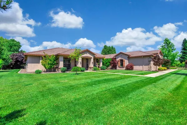 11865 Trailrider CT, Elk Grove, CA 95624