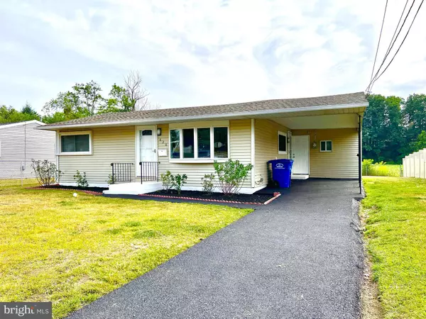 620 WINDSOR AVE, Maple Shade, NJ 08052