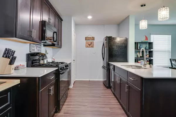 345 Blue Crow Lane, Fort Worth, TX 76052