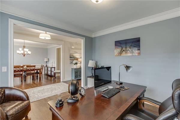 6522 Lemon Grass LN, Flowery Branch, GA 30542