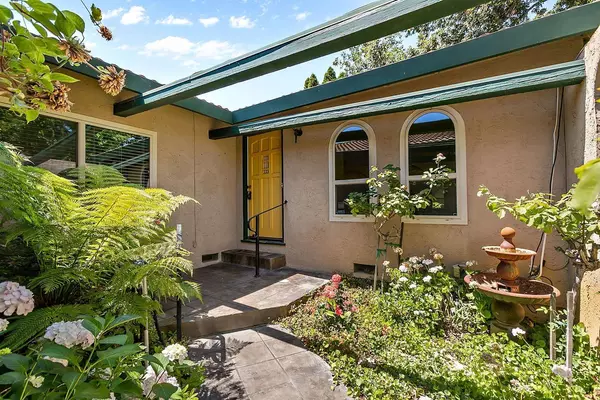 7040 Warbler WAY, Sacramento, CA 95831