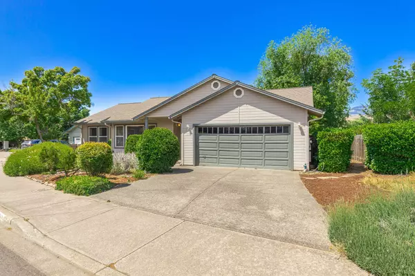 1281 Munson Dr, Ashland, OR 97520