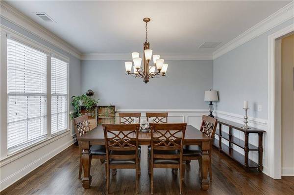 6522 Lemon Grass LN, Flowery Branch, GA 30542