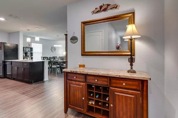 345 Blue Crow Lane, Fort Worth, TX 76052