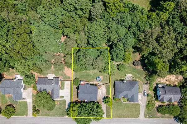 1915 Huntington Hill TRCE, Buford, GA 30519