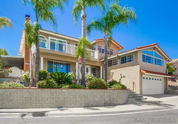 5954 Broadmoor Dr, La Mesa, CA 91942