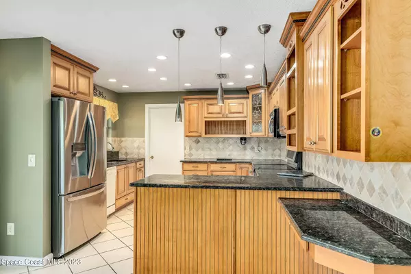 1695 Davis Drive, Merritt Island, FL 32952