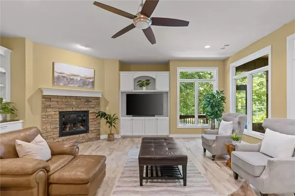 49 Dunbarton Drive, Bella Vista, AR 72715