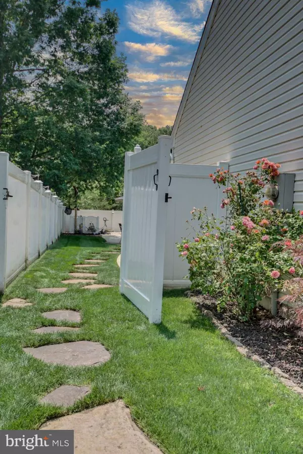 15 FELICIA CT, Sicklerville, NJ 08081