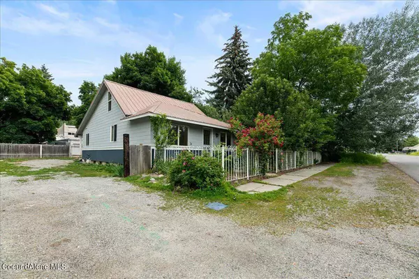 6239 W New Hampshire St, Spirit Lake, ID 83869