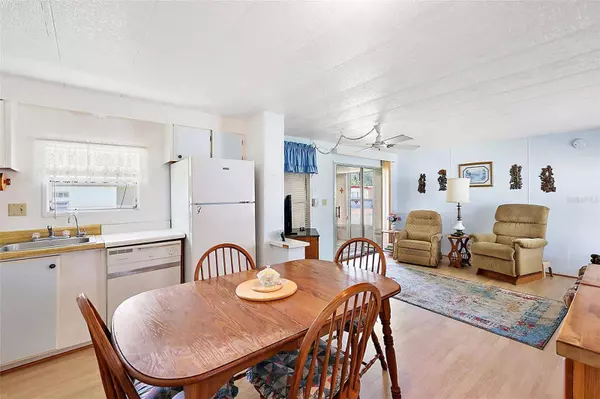 227 PARADISE S, Leesburg, FL 34788