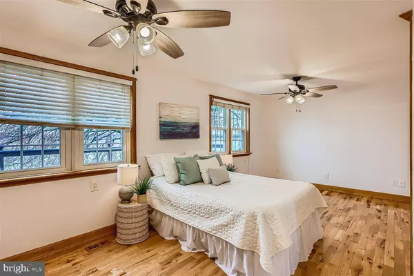 17 CHOPTANK AVE, Rosedale, MD 21237