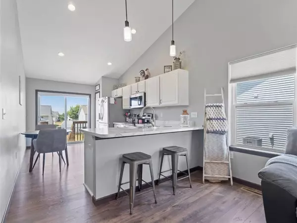 8603 Harrington Drive NE, Cedar Rapids, IA 52402