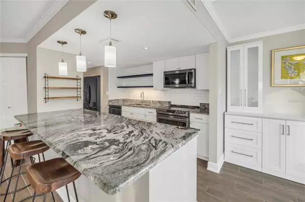 660 ISLAND WAY #404, Clearwater, FL 33767