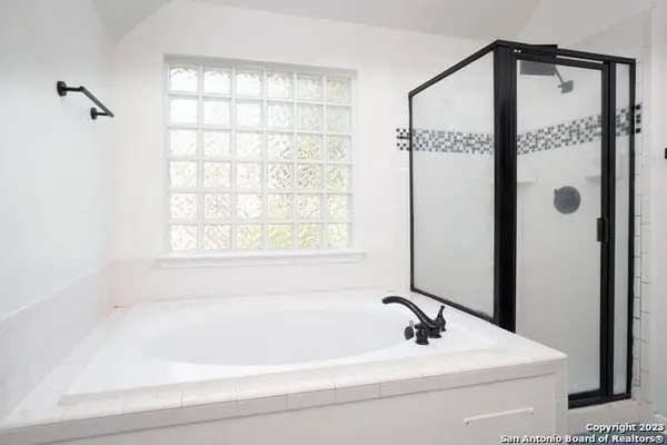 12362 Hart Crest, San Antonio, TX 78249