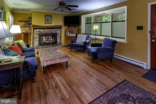 210 MIGAZEE TRL, Medford Lakes, NJ 08055