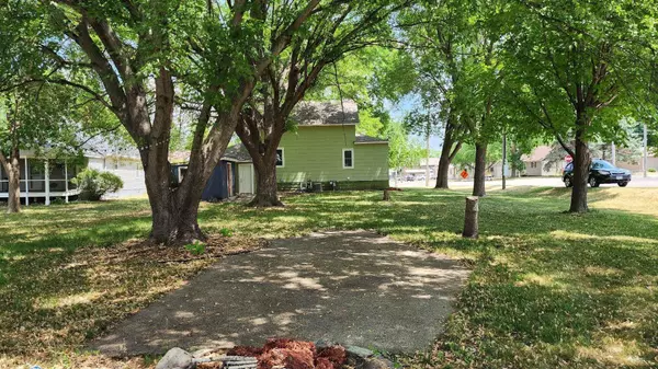 501 1st ST N, Cold Spring, MN 56320