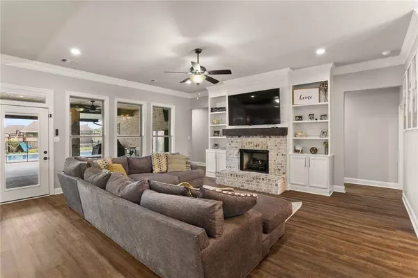 308 MARK ST, Des Allemands, LA 70030