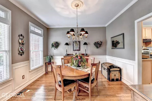 430 Fairway Walk DR, Lawrenceville, GA 30043