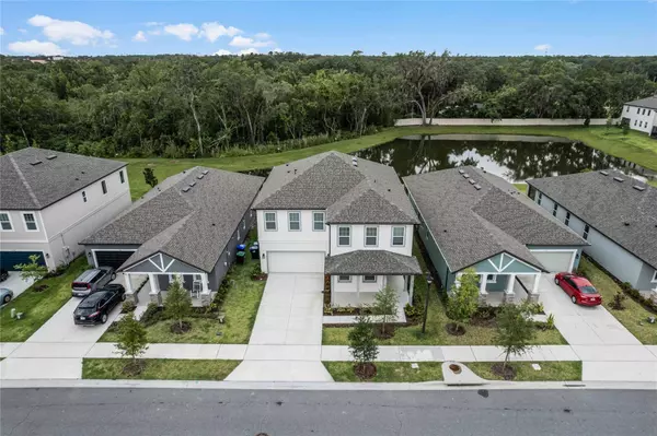 9187 WAVERLY WALK DR, Orlando, FL 32817