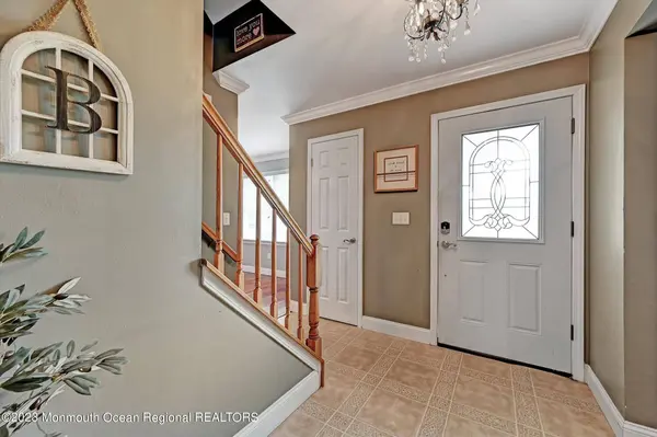 52 Shasta Lane, Toms River, NJ 08753