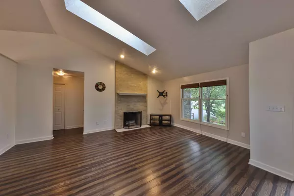 12626 Walrond RD, Fishers, IN 46037