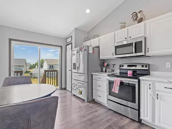 8603 Harrington Drive NE, Cedar Rapids, IA 52402