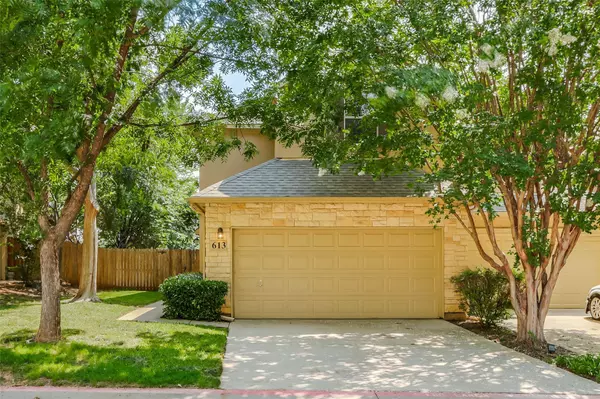 613 Jamboree Way, Euless, TX 76039