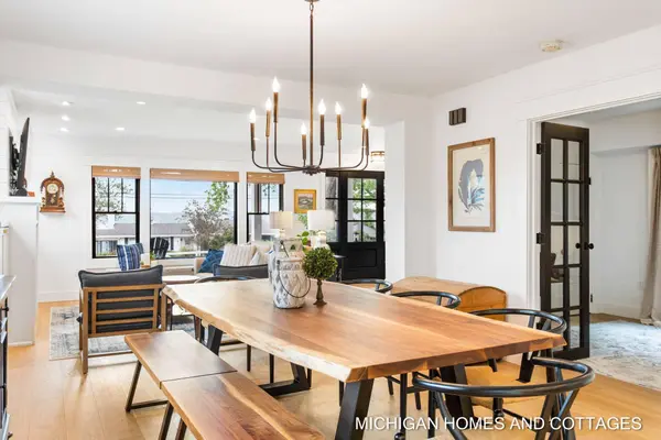 1638 South Shore Drive, Holland, MI 49423