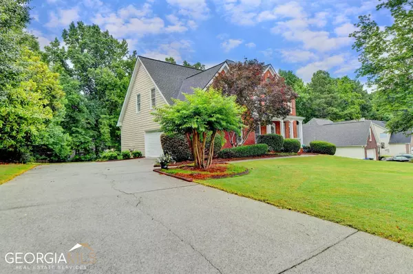 430 Fairway Walk DR, Lawrenceville, GA 30043