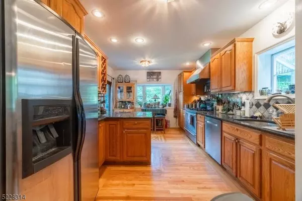 6 Terrence Ave, Jefferson Twp., NJ 07849