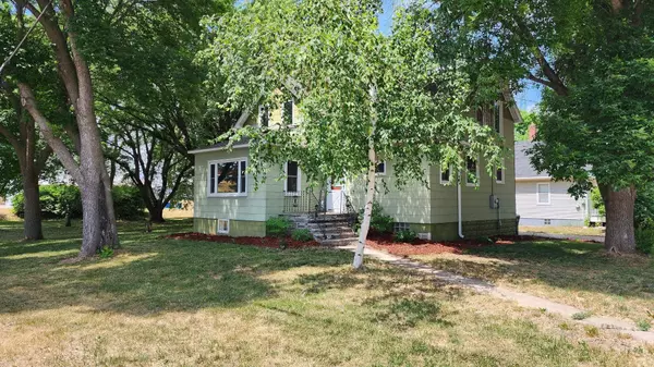 501 1st ST N, Cold Spring, MN 56320