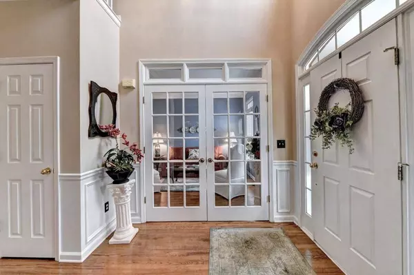 430 Fairway Walk DR, Lawrenceville, GA 30043